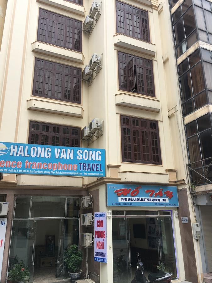 Ho Tay Hotel Ha Long Esterno foto