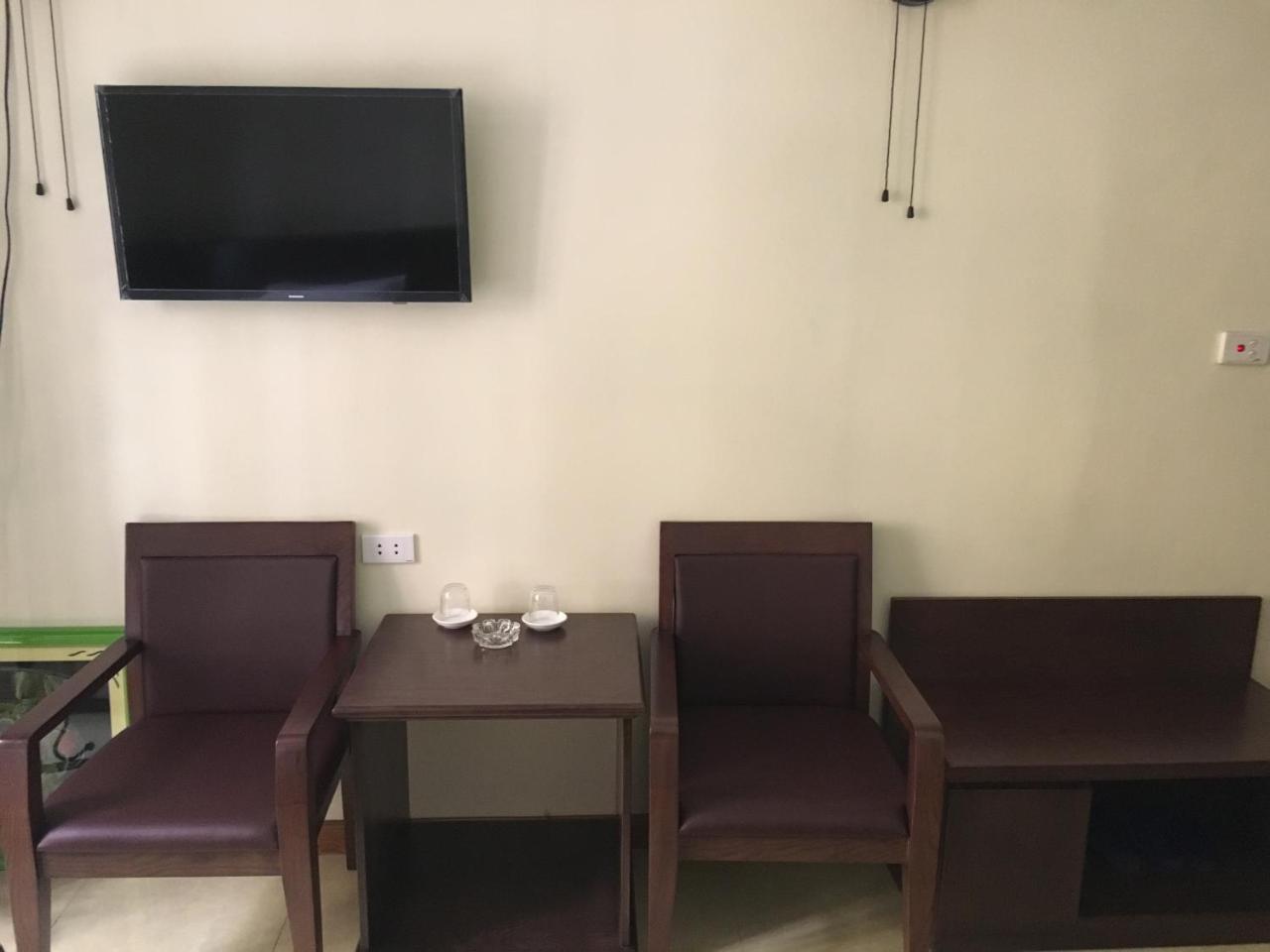 Ho Tay Hotel Ha Long Esterno foto