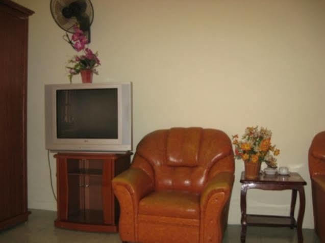 Ho Tay Hotel Ha Long Esterno foto